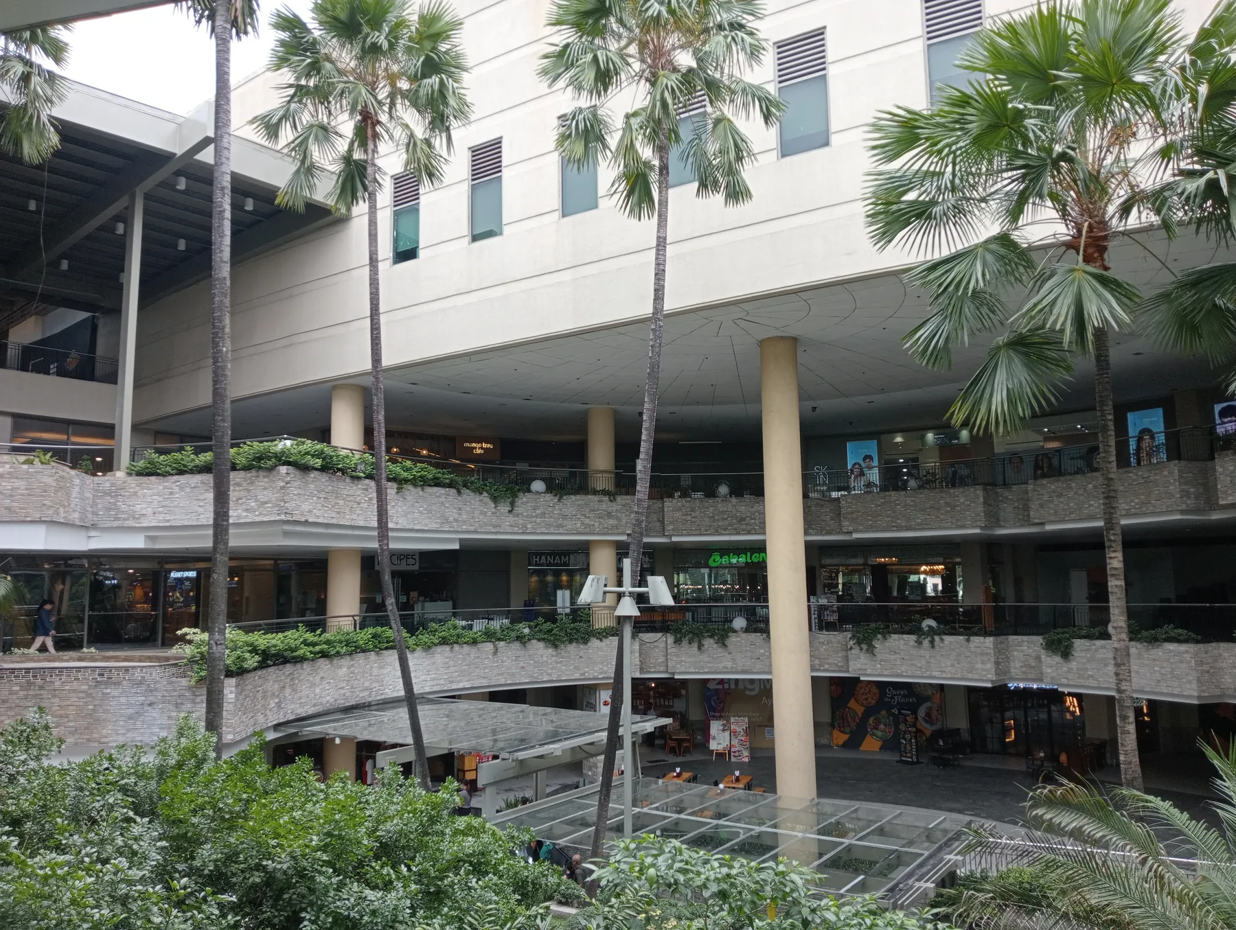 Landscaped Garden Restaurants area at TriNoma